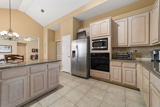 5208 Laser Lane, Plano, TX 75023