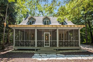 18589 Brook Hollow Hollow, New Buffalo, MI 49117