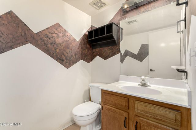 7681 S BONARDEN Lane, Tempe, AZ 85284