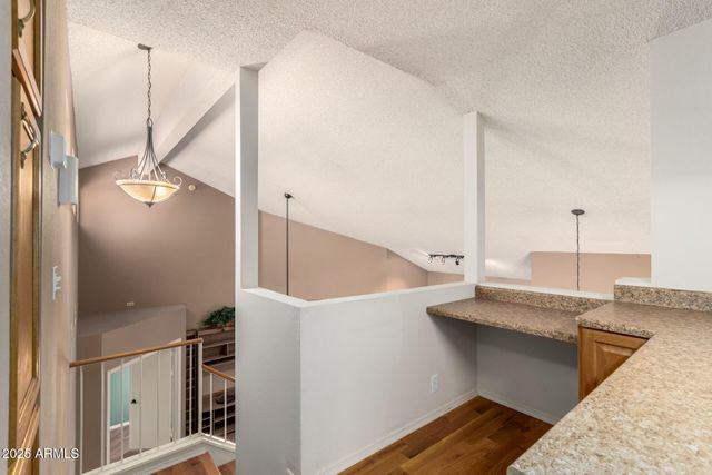 7681 S BONARDEN Lane, Tempe, AZ 85284