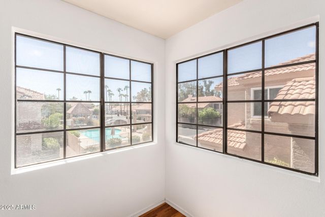 7681 S BONARDEN Lane, Tempe, AZ 85284