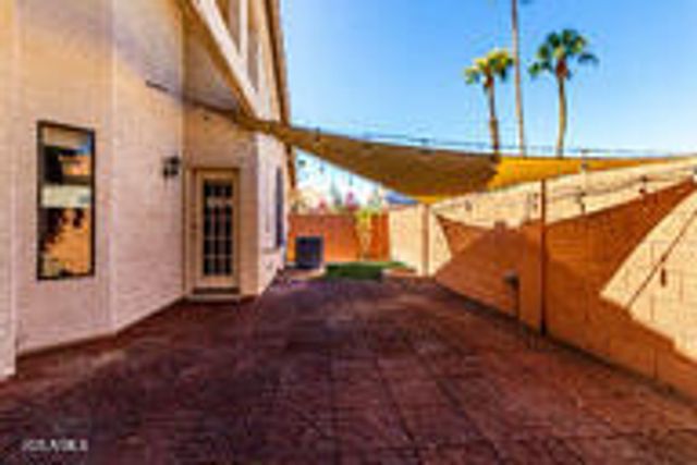 7681 S BONARDEN Lane, Tempe, AZ 85284