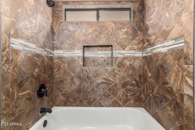 7681 S BONARDEN Lane, Tempe, AZ 85284