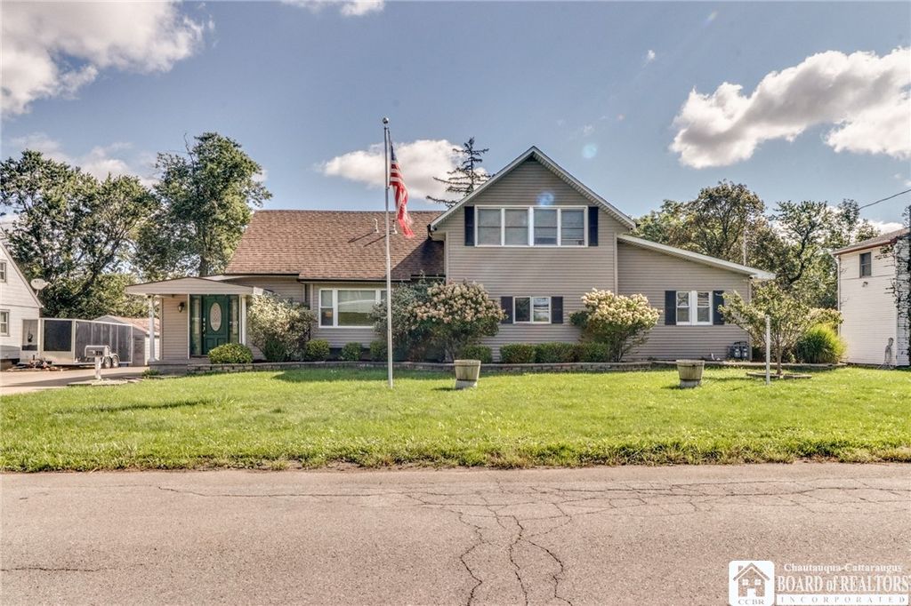 278 South Forest Road, Amherst, NY 14221