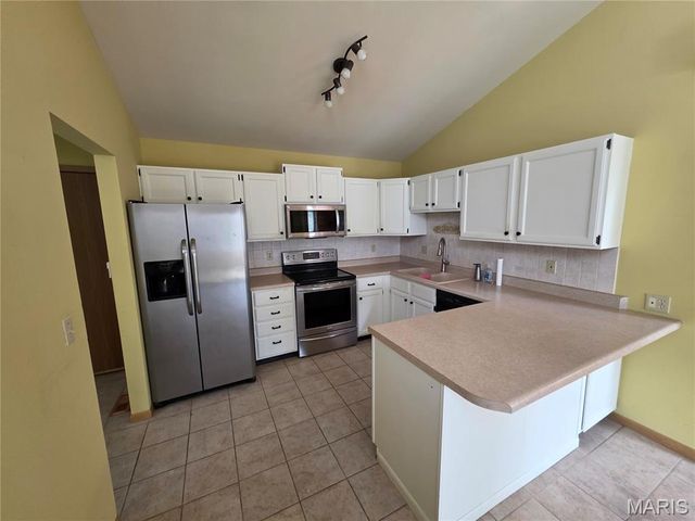 3935 Rhine Court, St Charles, MO 63304