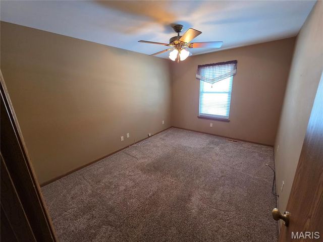 3935 Rhine Court, St Charles, MO 63304