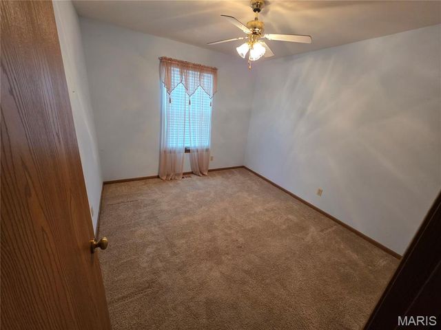 3935 Rhine Court, St Charles, MO 63304