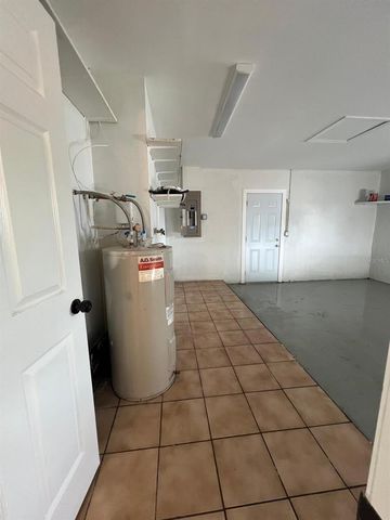 603 65TH AVENUE W, Bradenton, FL 34207