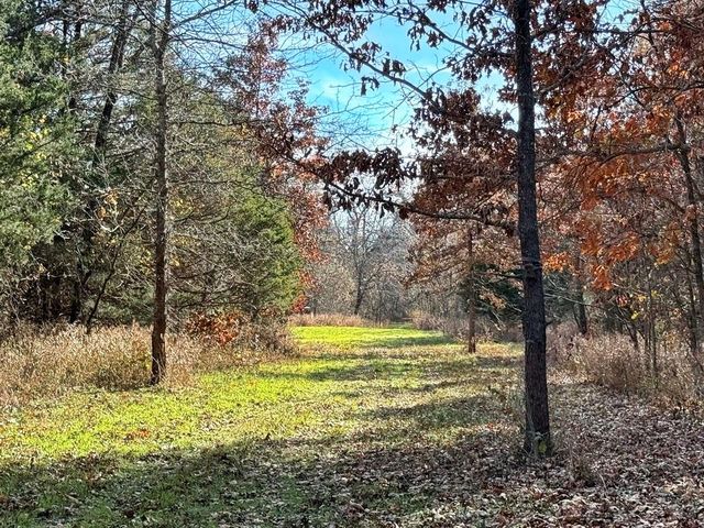 6745 E CC Highway, Stockton, MO 65785