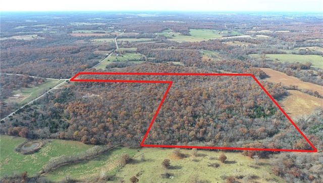 6745 E CC Highway, Stockton, MO 65785