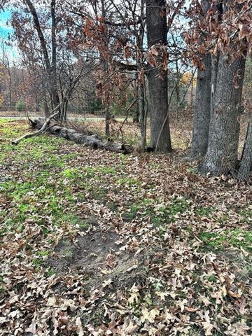 6745 E CC Highway, Stockton, MO 65785