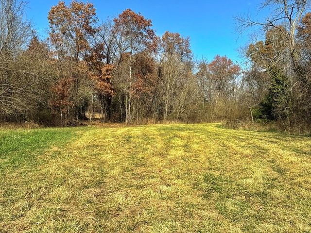 6745 E CC Highway, Stockton, MO 65785