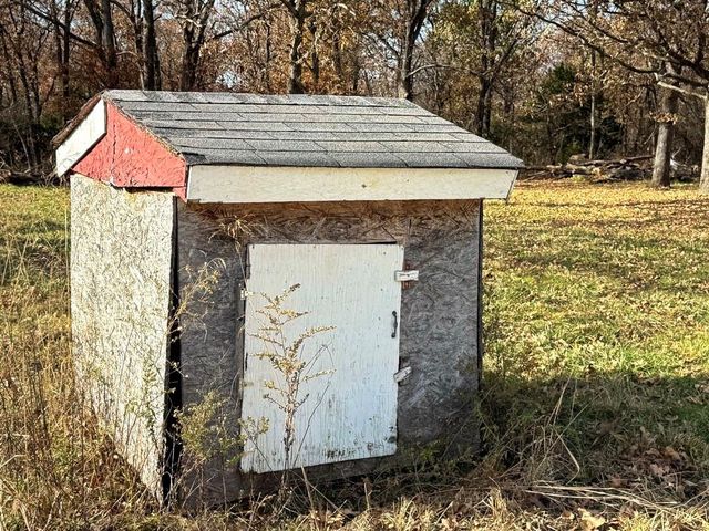 6745 E CC Highway, Stockton, MO 65785