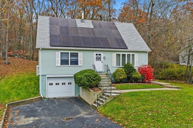 198 Dartmouth Drive, Groton, CT 06355