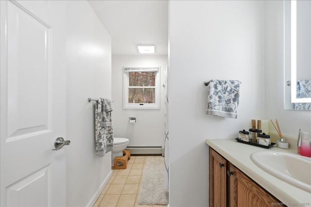 198 Dartmouth Drive, Groton, CT 06355