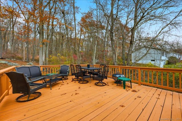 198 Dartmouth Drive, Groton, CT 06355