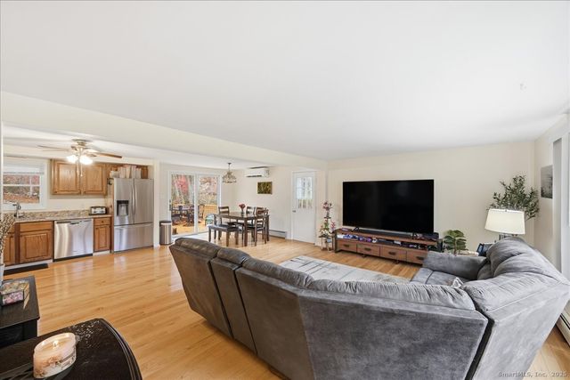 198 Dartmouth Drive, Groton, CT 06355