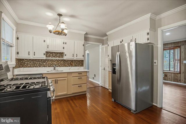 8306 QUENTIN ST, Hyattsville, MD 20784