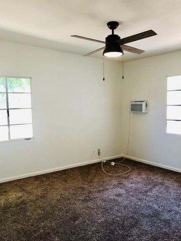 1143 E Simpson Avenue, Fresno, CA 93704