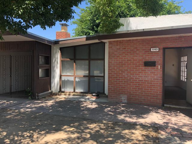 1143 E Simpson Avenue, Fresno, CA 93704