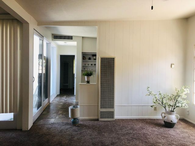 1143 E Simpson Avenue, Fresno, CA 93704