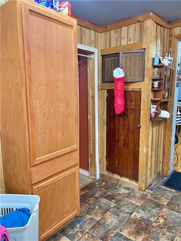 609 N Smelter Street, Pittsburg, KS 66762