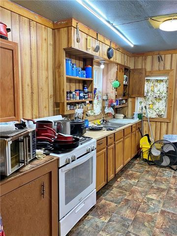 609 N Smelter Street, Pittsburg, KS 66762