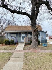 609 N Smelter Street, Pittsburg, KS 66762