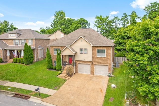 2157 Christina Ct, Hermitage, TN 37076