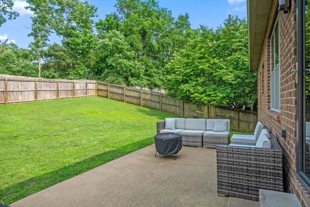 2157 Christina Ct, Hermitage, TN 37076