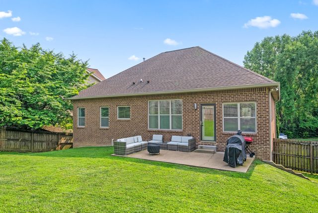 2157 Christina Ct, Hermitage, TN 37076