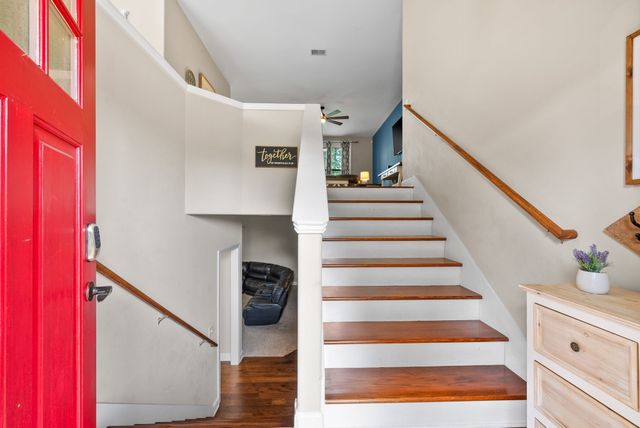 2157 Christina Ct, Hermitage, TN 37076