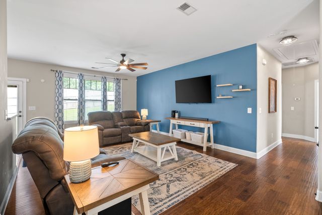 2157 Christina Ct, Hermitage, TN 37076