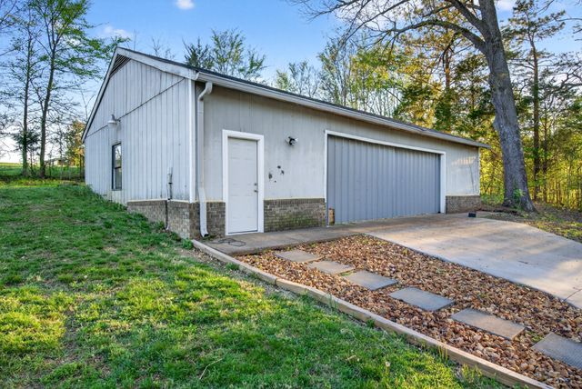 2560 Highway 48, Clarksville, TN 37040