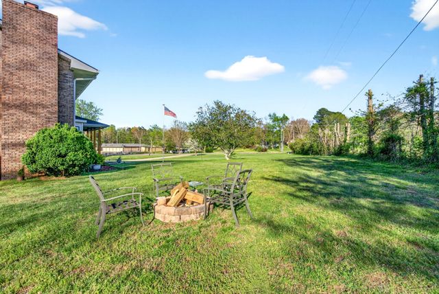2560 Highway 48, Clarksville, TN 37040