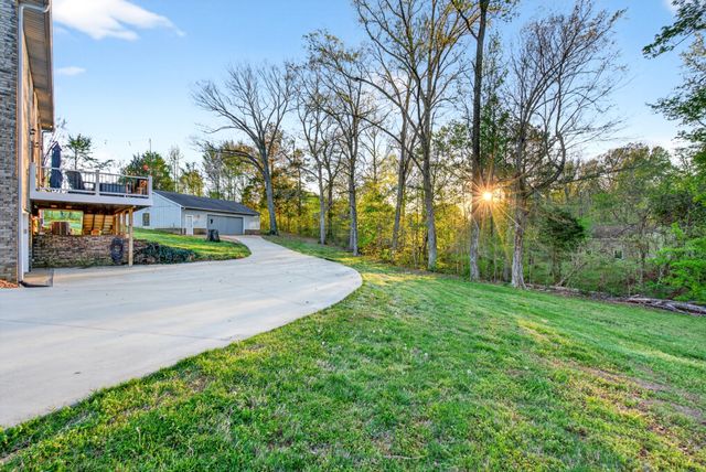 2560 Highway 48, Clarksville, TN 37040