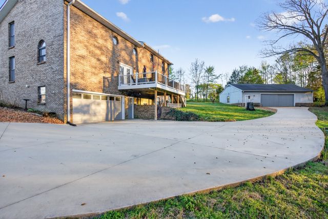 2560 Highway 48, Clarksville, TN 37040