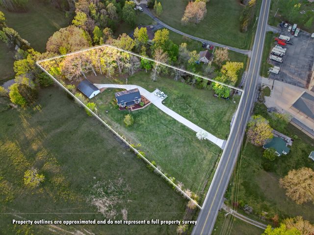 2560 Highway 48, Clarksville, TN 37040
