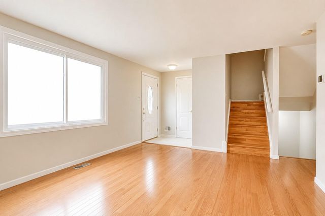 3005 SILENT VALLEY DR, Fairfax, VA 22031
