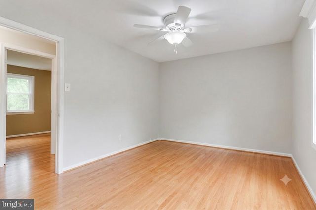 3005 SILENT VALLEY DR, Fairfax, VA 22031