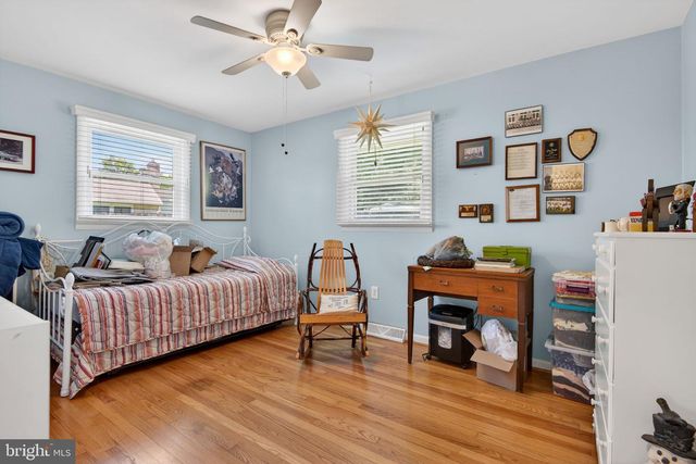 24 SNYDER HILL RD, Lititz, PA 17543