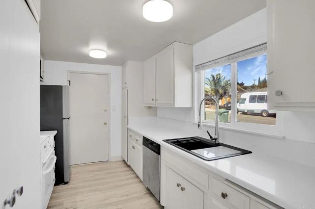 959 La Tierra Drive, San Marcos, CA 92078
