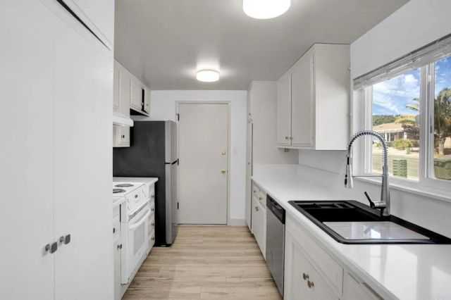 959 La Tierra Drive, San Marcos, CA 92078