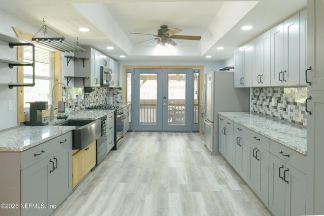 11325 YOUNG Road, Jacksonville, FL 32218