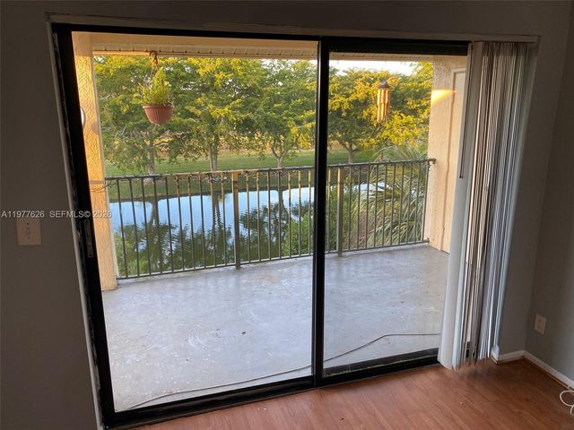 9999 Summerbreeze Dr 618, Sunrise, FL 33322