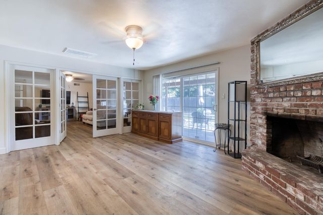 1036 Lakewood Ave, Modesto, CA 95355