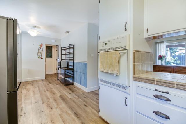 1036 Lakewood Ave, Modesto, CA 95355