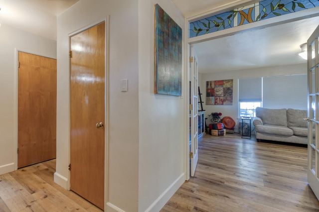 1036 Lakewood Ave, Modesto, CA 95355