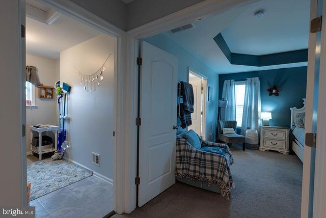 80 QUAKING ASPEN WAY, Charles Town, WV 25414