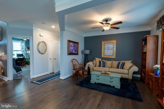 80 QUAKING ASPEN WAY, Charles Town, WV 25414
